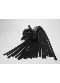 Черная замшевая плеть с розой в рукояти - 40 см. - БДСМ Арсенал - купить с доставкой в Ростове-на-Дону