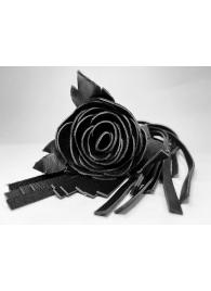 Черная кожаная плеть с розой в рукояти - 40 см. - БДСМ Арсенал - купить с доставкой в Ростове-на-Дону