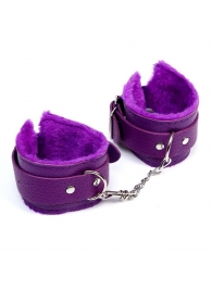 Фиолетовые наручники с меховой подкладкой - Сима-Ленд - купить с доставкой в Ростове-на-Дону