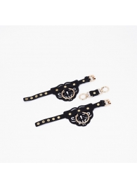 Черные кожаные наручники с клепками, кольцами и золотистой фурнитурой - Crazy Handmade - купить с доставкой в Ростове-на-Дону