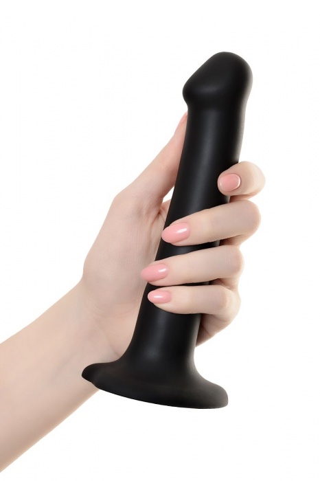 Черный фаллос на присоске Silicone Bendable Dildo M - 18 см. - Strap-on-me - купить с доставкой в Ростове-на-Дону