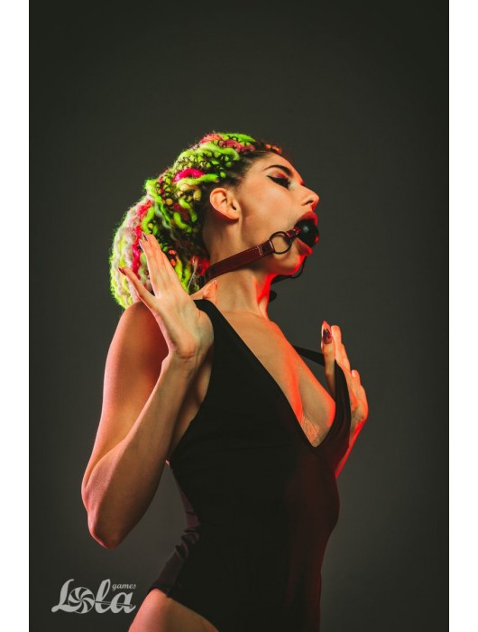 Черно-красный кляп-шарик Love Bite - Lola Games - купить с доставкой в Ростове-на-Дону