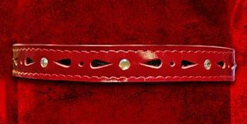 Красный декоративный ошейник со стразами - Подиум - купить с доставкой в Ростове-на-Дону