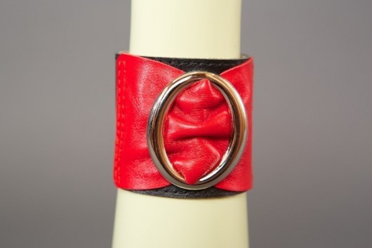 Красно-чёрный кожаный браслет с овальной пряжкой - Подиум - купить с доставкой в Ростове-на-Дону