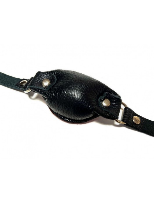 Красно-черный кожаный кляп на ремешках с пряжкой - БДСМ Арсенал - купить с доставкой в Ростове-на-Дону