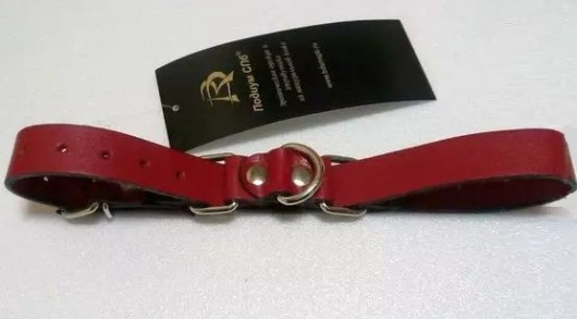 Красные ременные наручники с полукольцом - Подиум - купить с доставкой в Ростове-на-Дону